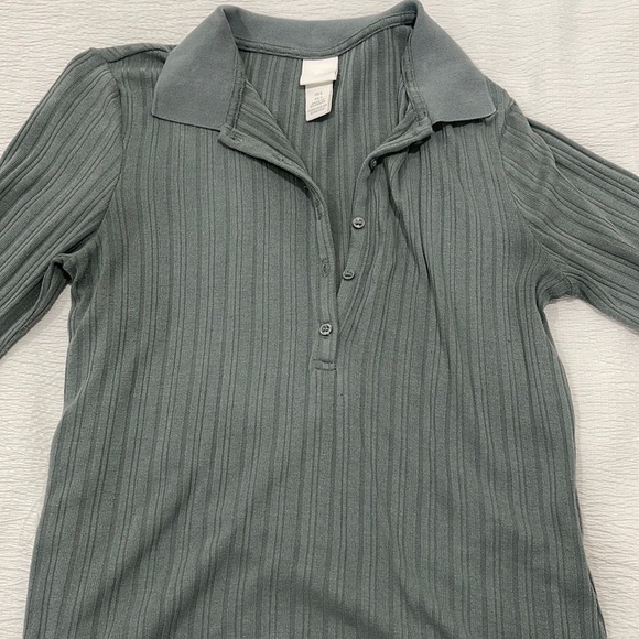 H&M long sleeve top - Picture 1 of 3